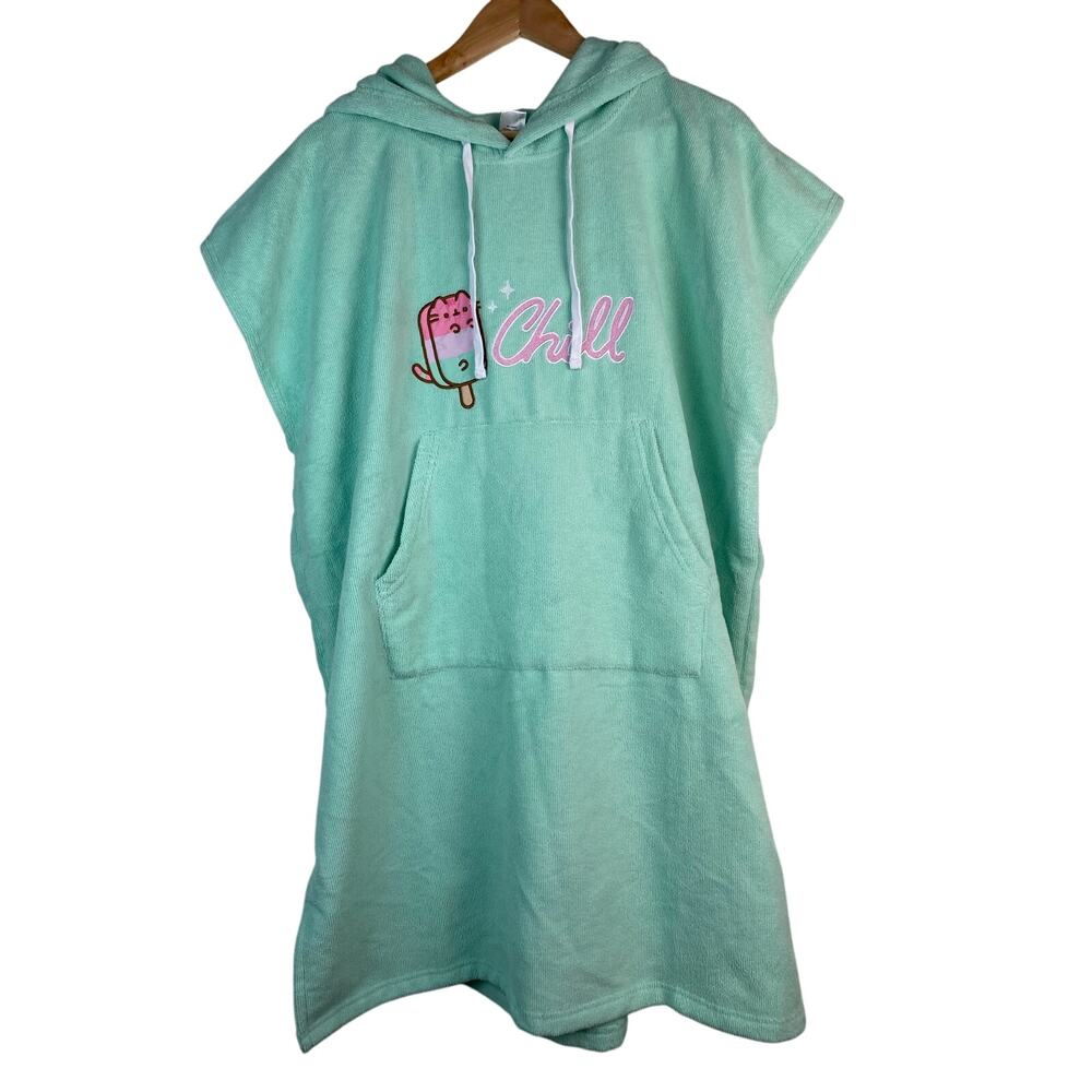 NWT Pusheen 2023 Box Exclusive One Size Green CHILL Beach Towel Poncho Hoodie*